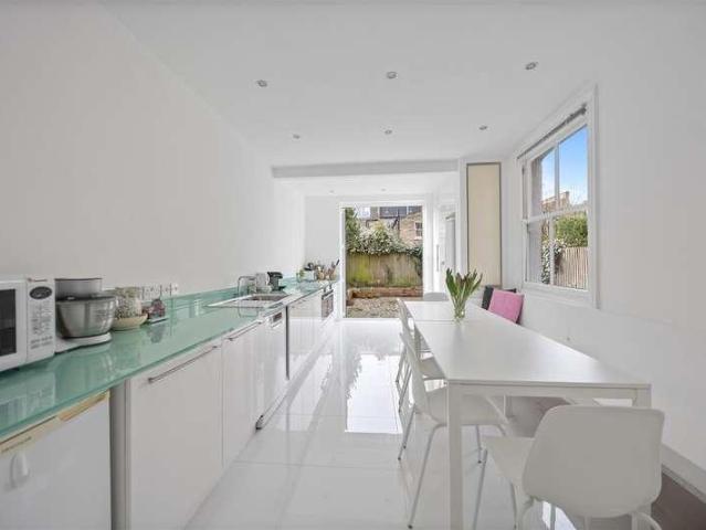 House for sale in West Hampstead, Greater London
