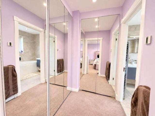 House for sale in Borehamwood, Hertsmere