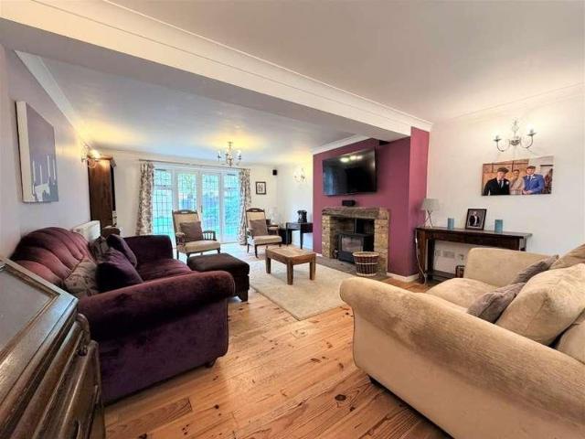 House for sale in Chelmondiston, Suffolk