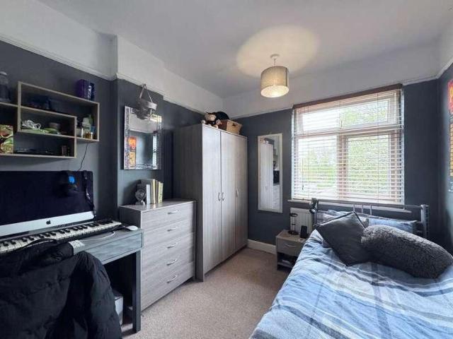 House for sale in The Hale, Greater London