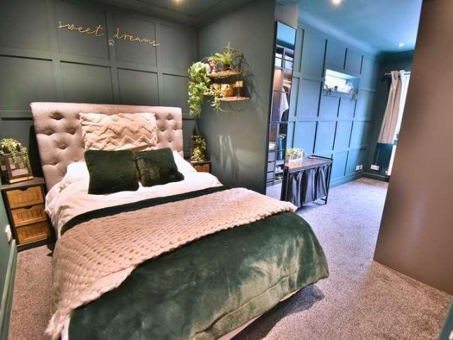 House for sale in Dudsbury, Ferndown