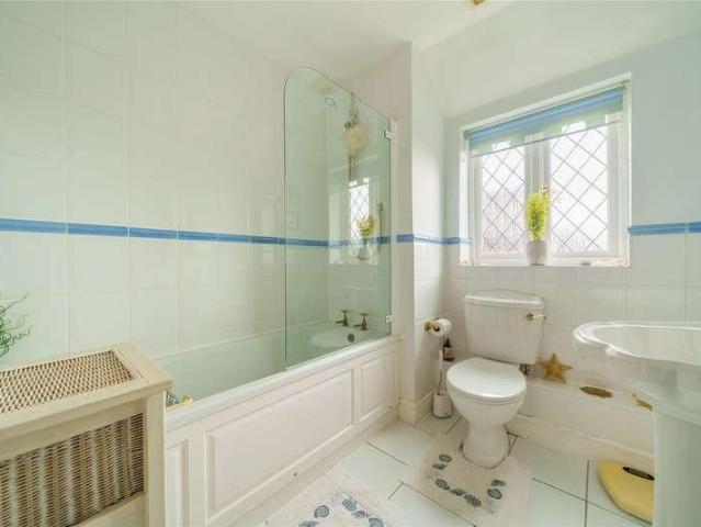 House for sale in North Bourne, Heol-las