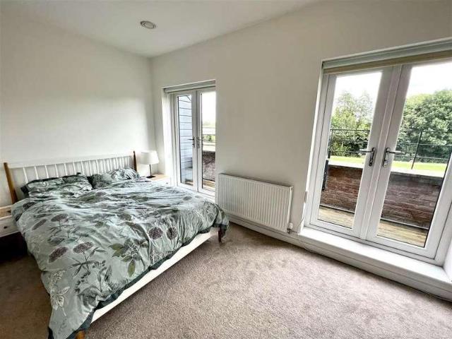 House for sale in Georgia, Greater Manchester