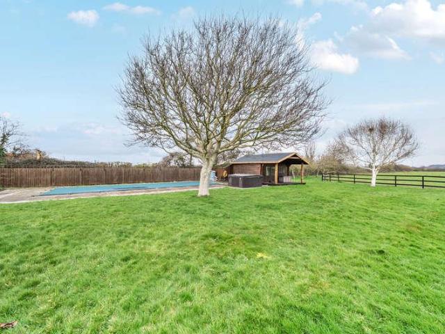 House for sale in Berrow