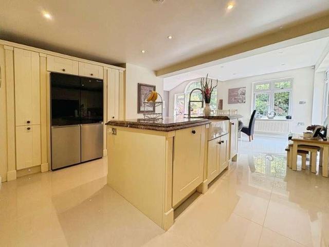 House for sale in Moulsham Green, Hart