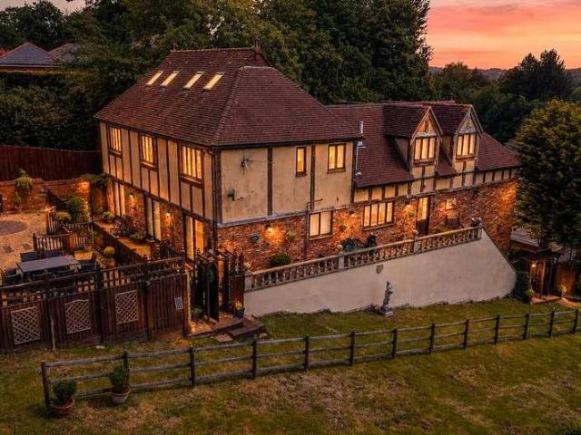 House for sale in Caerleon, Wales