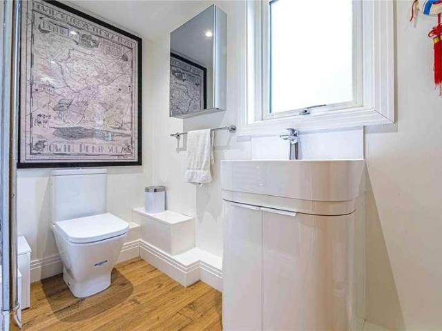 House for sale in Pouchen End, Hertfordshire