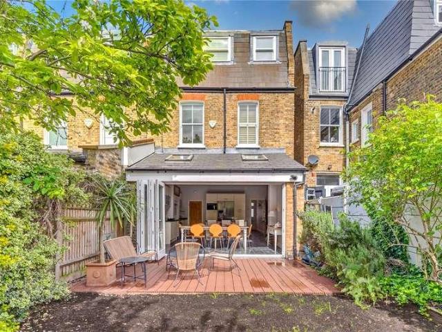 House for sale in Balham, Greater London