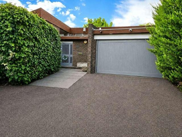 House for sale in London Borough of Enfield, Greater London