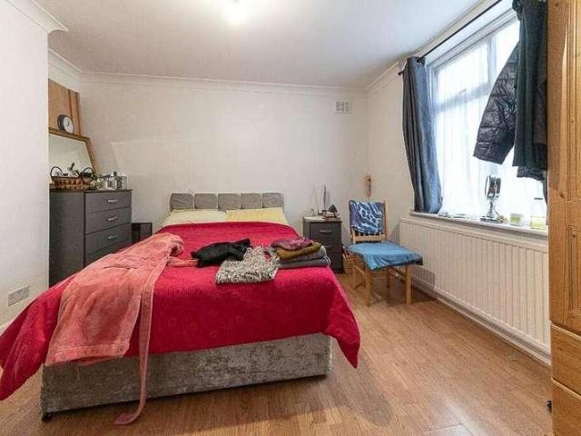 House for sale in London Borough of Hillingdon, Greater London