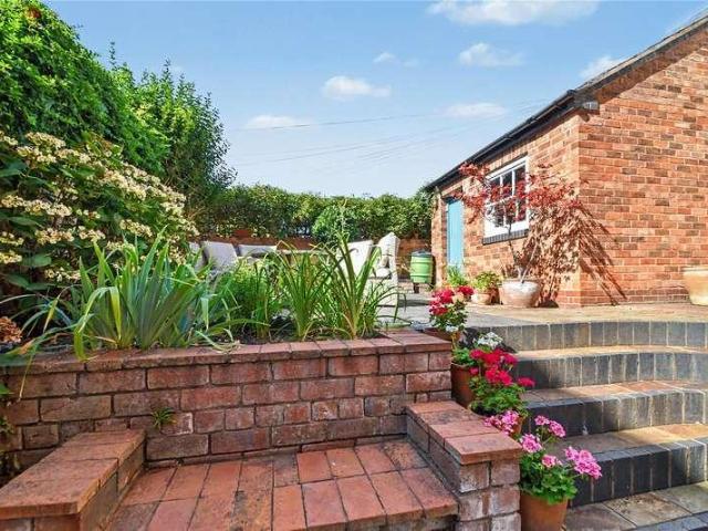 House for sale in Barbourne, Worcestershire