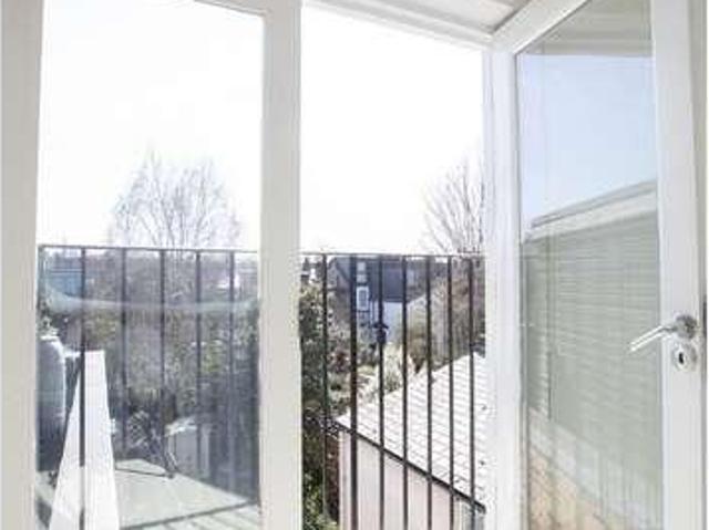 House for sale in Bellenden, Greater London