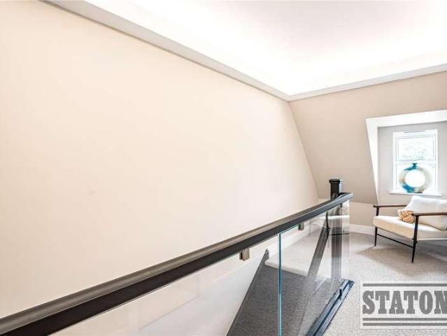 House for sale in Hadley Wood, Greater London