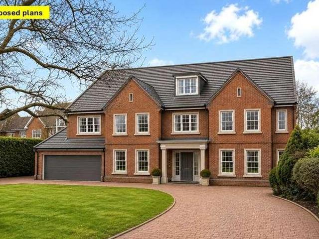 House for sale in Hadley Wood, Greater London
