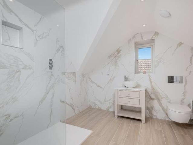House for sale in Green Close, Warwickshire