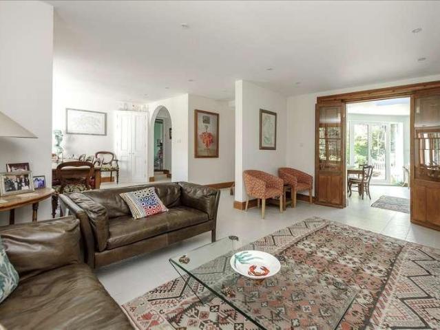 House for sale in Shepherd's Bush, Greater London