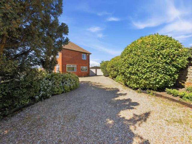 House for sale in Clowne, Elmton