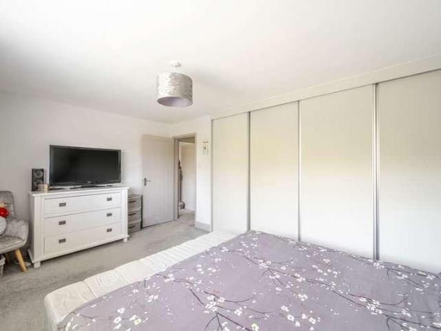 House for sale in Pachesham Park, Surrey