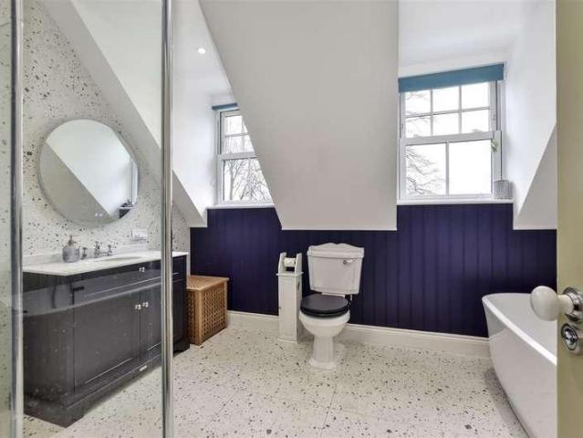 House for sale in Cow Roast, Pouchen End