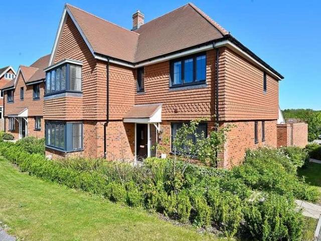 House for sale in Hinxhill, Bridgefield