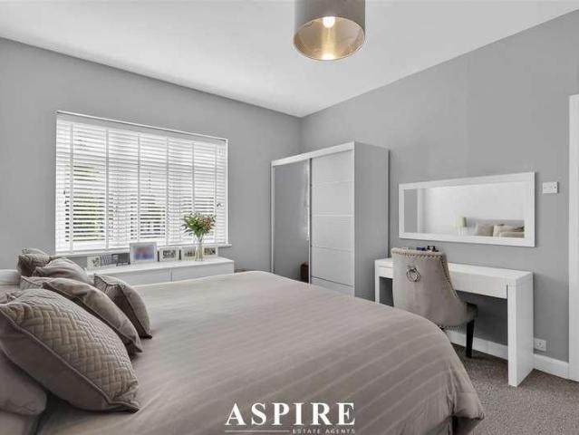 House for sale in Hawkwell, Barling