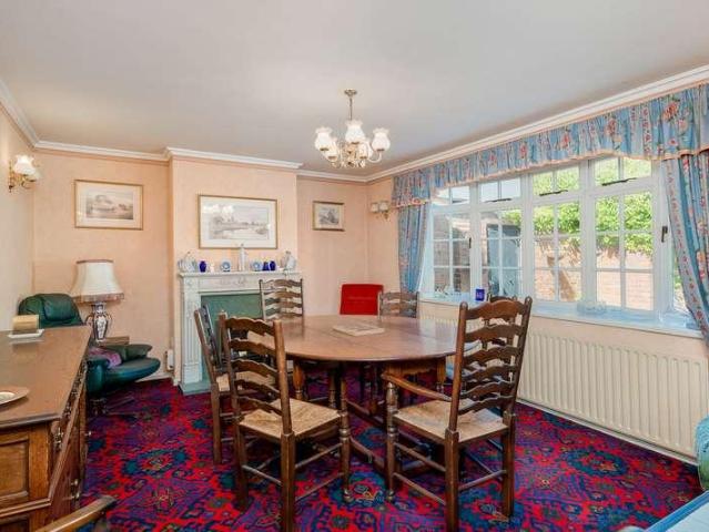 House for sale in Green Close, Warwickshire