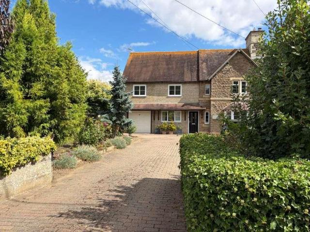 House for sale in Littleworth, Dromore