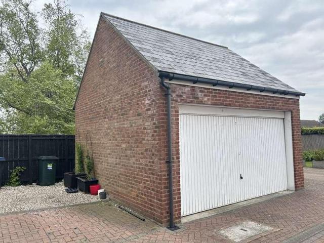 House for sale in Carrville