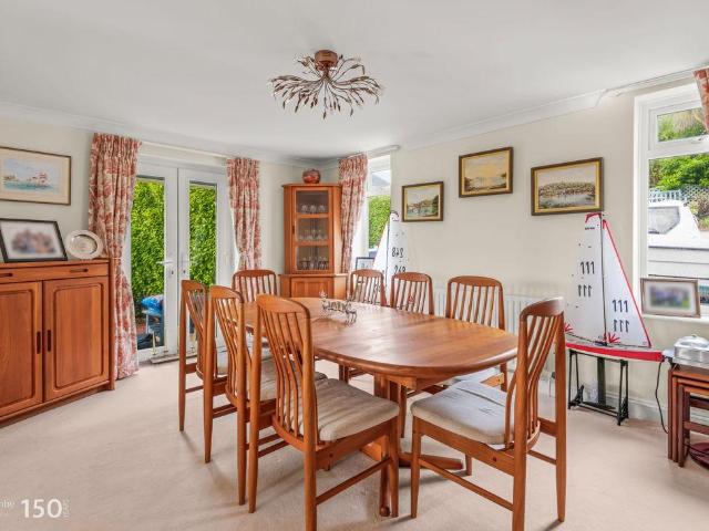 House for sale in Newton Ferrers, Strode