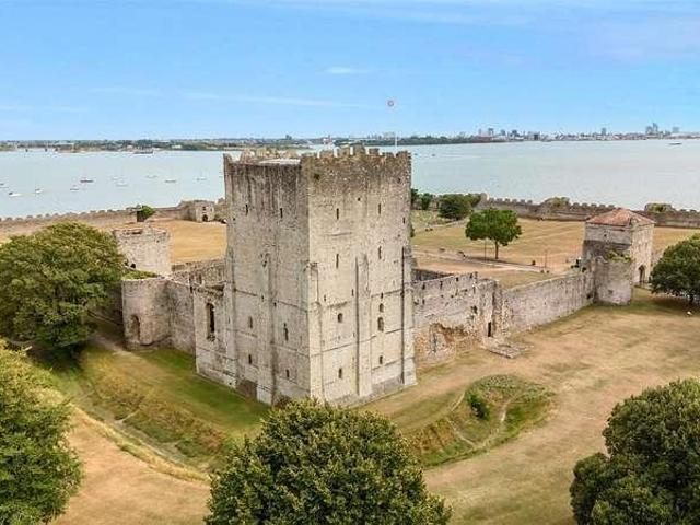 House for sale in Fareham, Portchester