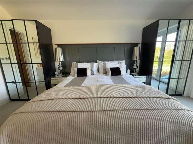 House for sale in Pentewan Valley, London Apprentice
