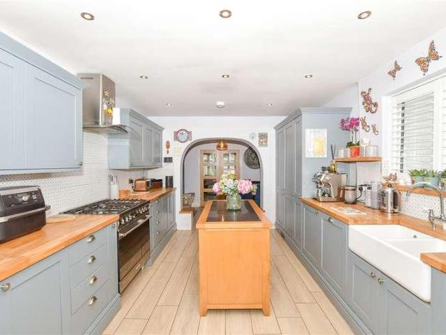 House for sale in Bourne Vale, Kent