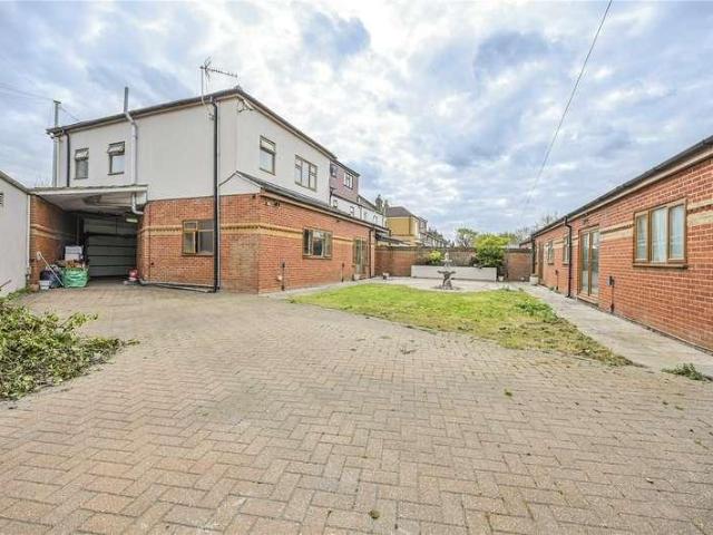 House for sale in Little Heath, Greater London