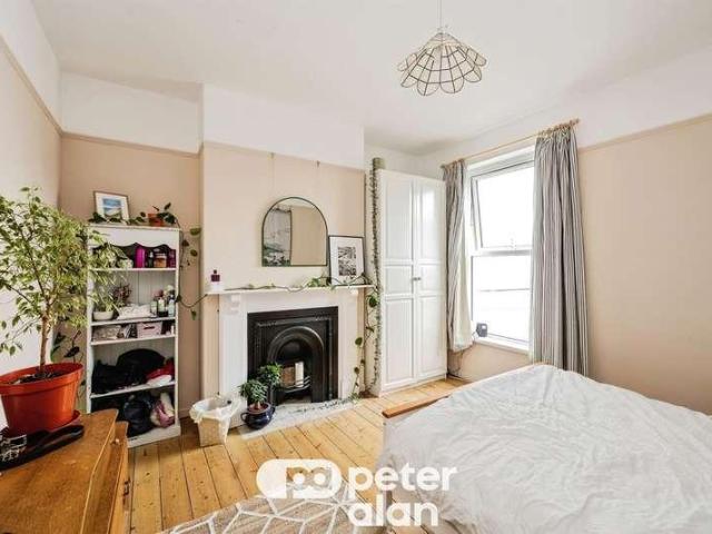 House for sale in Nangreaves, Wales