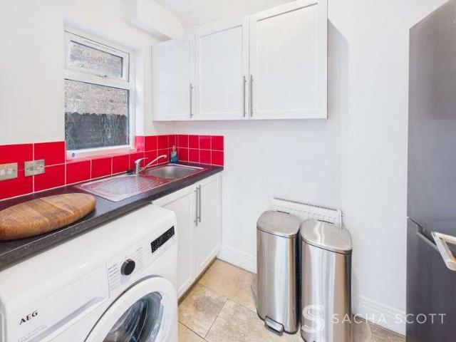 House for sale in Nork, Red Hill