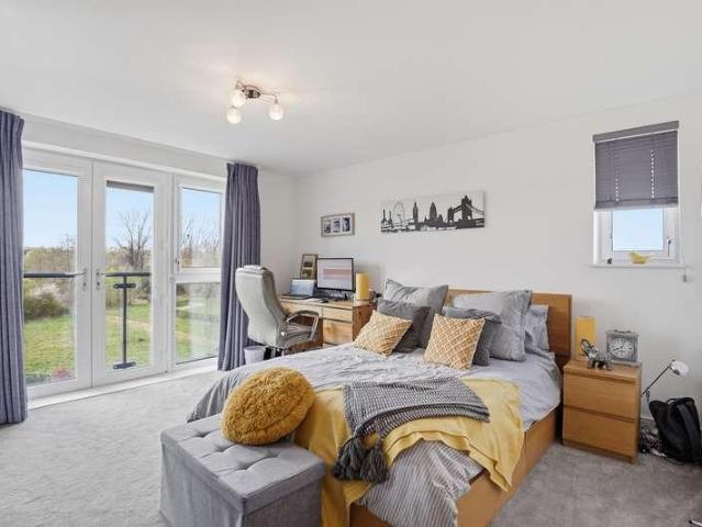 House for sale in Monkston Park, Milton Keynes
