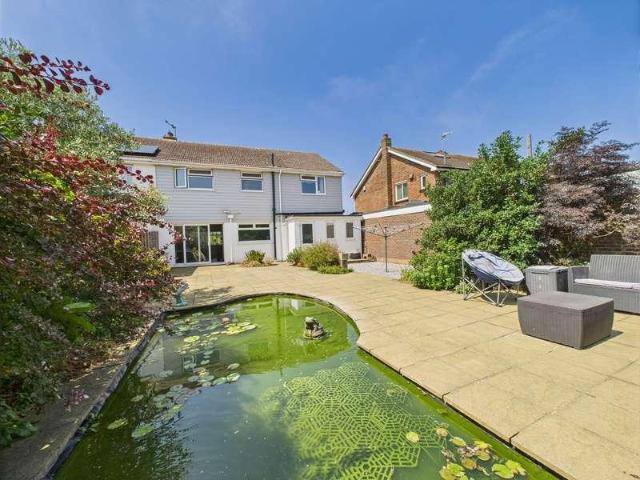 House for sale in Kingston Buci, Fishersgate