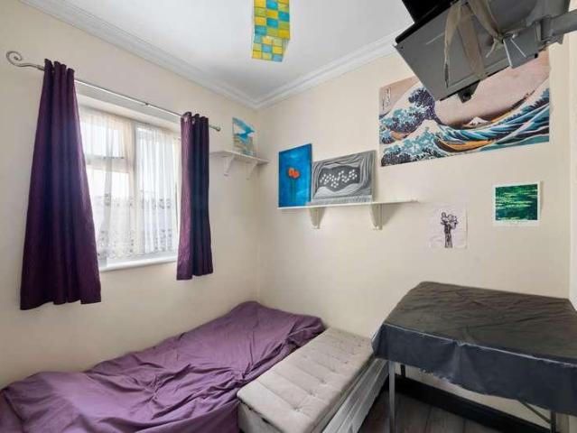 House for sale in London Borough of Ealing, Greater London