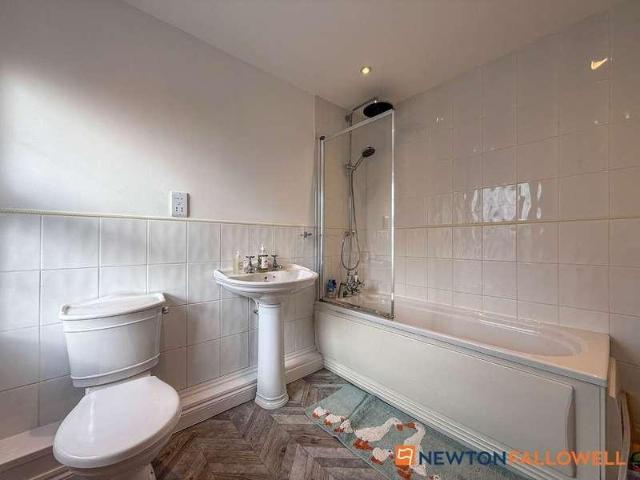 House for sale in Carlton le Moorland, Ashby De La Launde