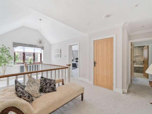 House for sale in Sheerwater, Woking