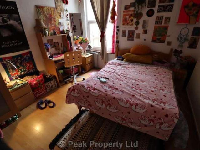 House for sale in Alton Barnes, Essex
