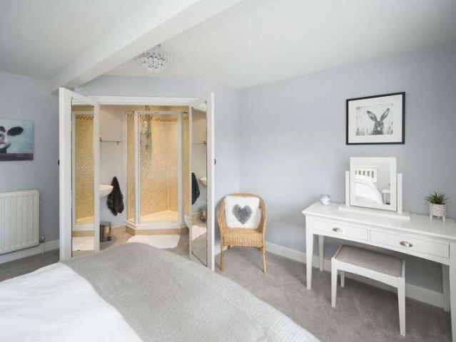 House for sale in Harlow, Harrogate