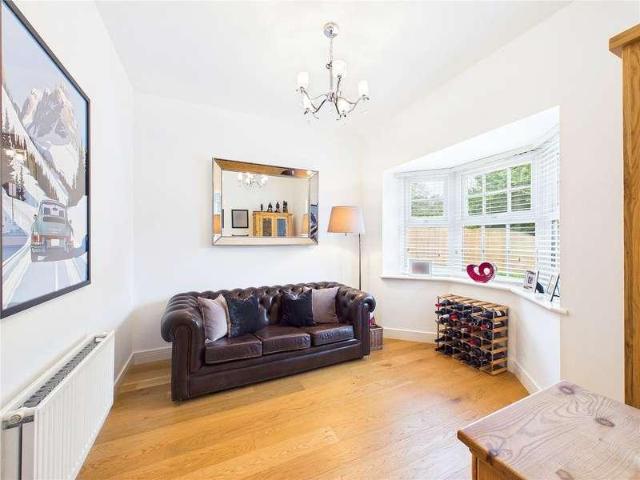 House for sale in Primsland, Crookhill