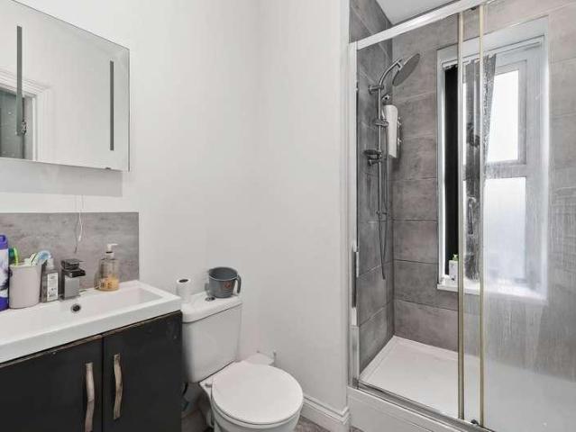 House for sale in Mount Wise