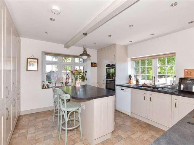 House for sale in Upstreet, The Bridge