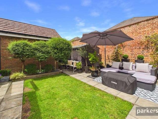 House for sale in Woodley
