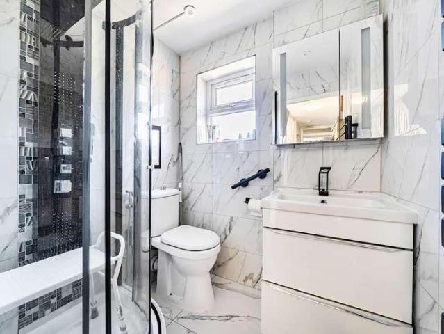 House for sale in Chalvey, Slough