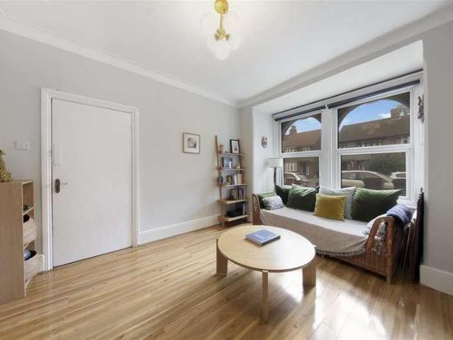 House for sale in London Borough of Lewisham, Greater London