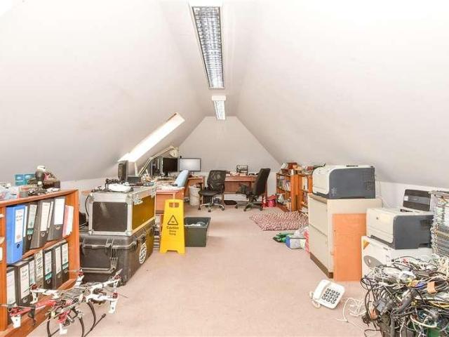 House for sale in Sinkhurst Green, Tunbridge Wells