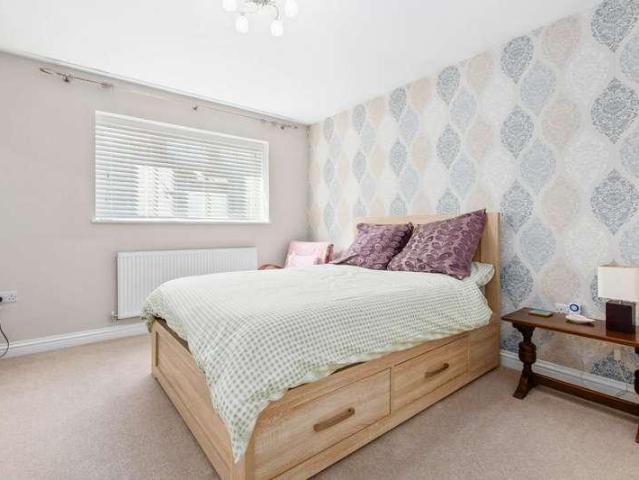 House for sale in Roebuck, Shephall